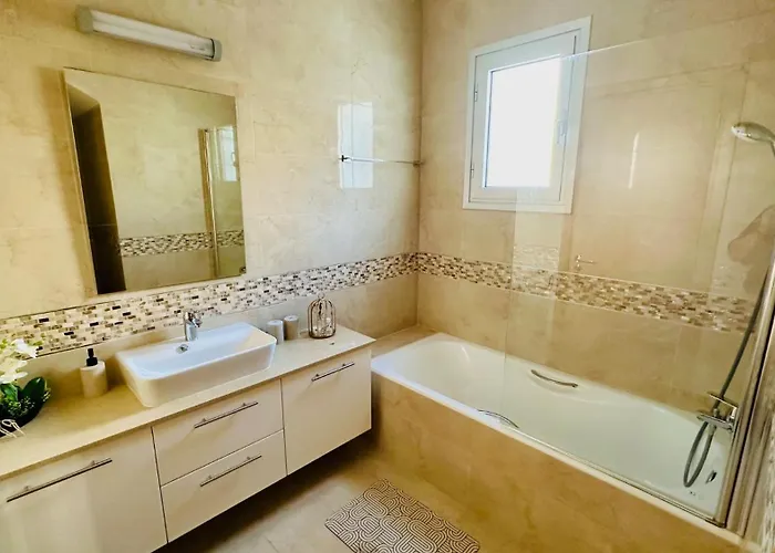 ヴィラ Luxury Paradise *