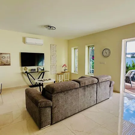 Villa Luxury Paradise